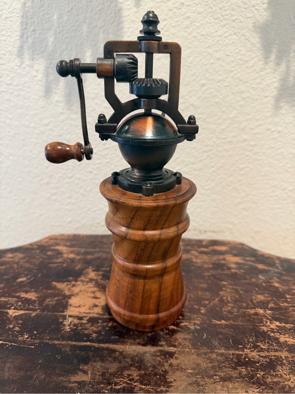 Wooden Hand-Crank Spice Grinder - Brown & Black